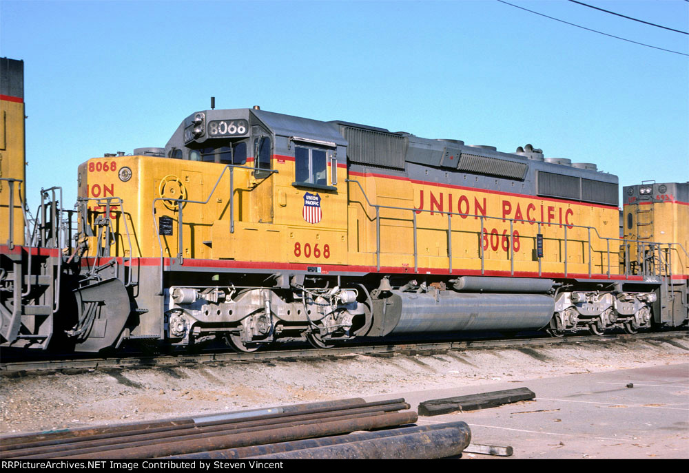 Union Pacific SD40-2 #8068 a "fast-fourty" with snoot too.